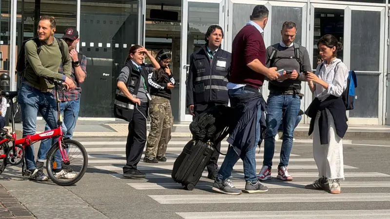 Urto tra due treni, circolazione ferroviaria sospesa tra Milano e Genova - © www.giornaledibrescia.it