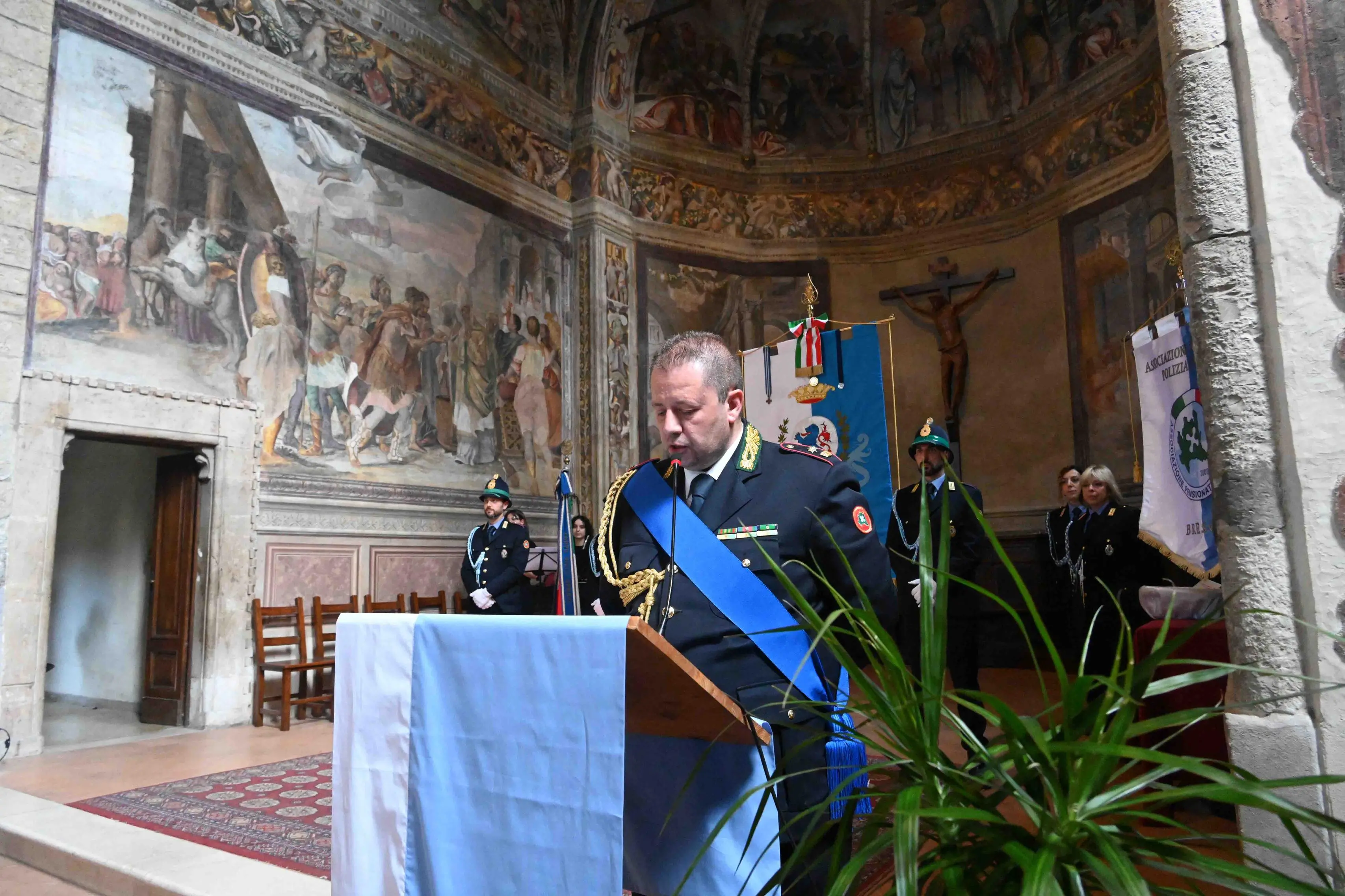 La cerimonia della Polizia Locale in San Cristo a Brescia