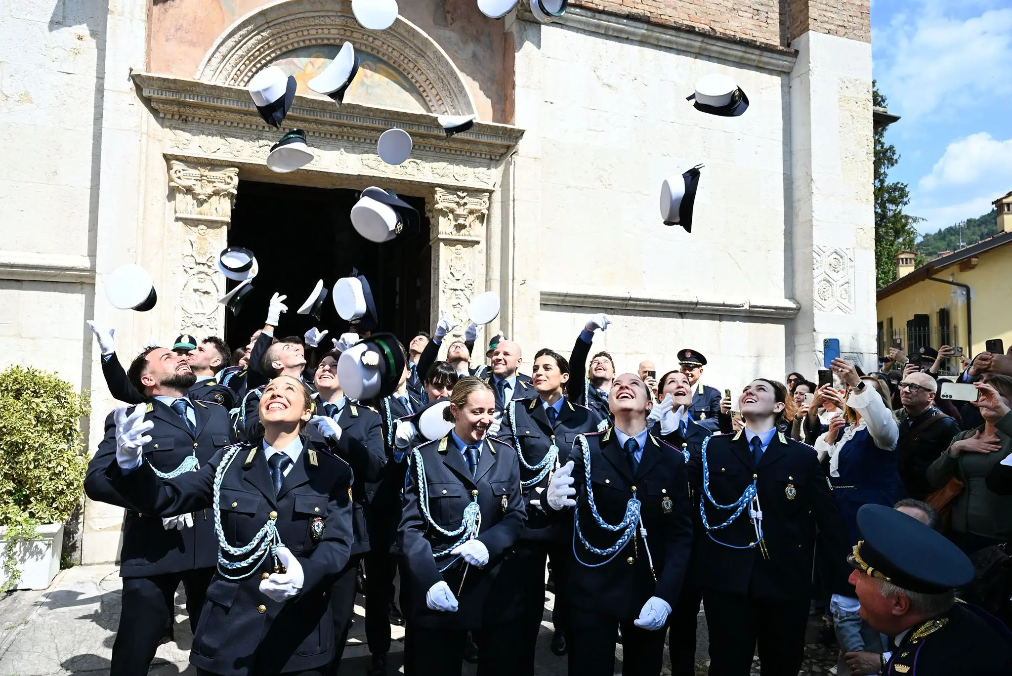 La cerimonia della Polizia Locale in San Cristo a Brescia