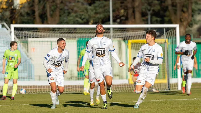 Il Desenzano corre verso il traguardo della promozione in serie C - Foto New Reporter Mazzocchi © www.giornaledibrescia.it