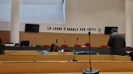 Il processo è in corso a Palazzo di Giustizia