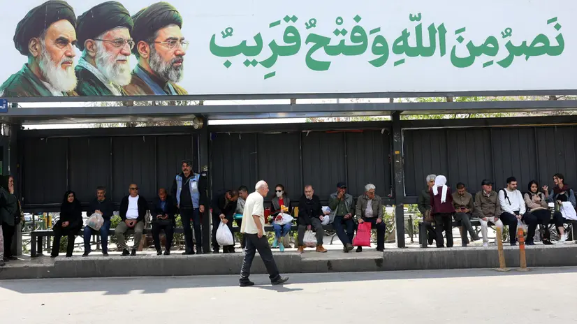 La vita prosegue a Teheran - Foto Ansa © www.giornaledibrescia.it