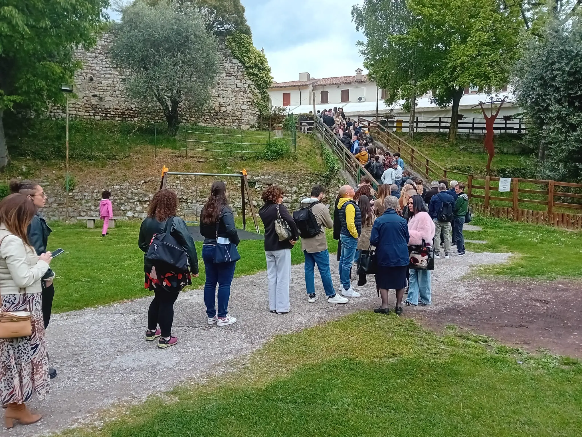 Il casting per il film Netflix sul lago d’Iseo