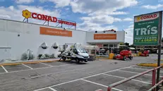 Il supermercato di Gussago chiuso per l'infestazione - © www.giornaledibrescia.it