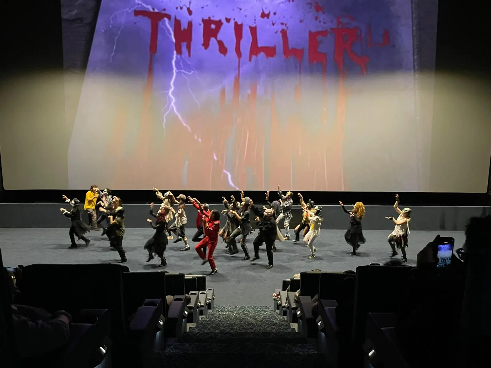 Il flash mob alla Oz per il film su Michael Jackson