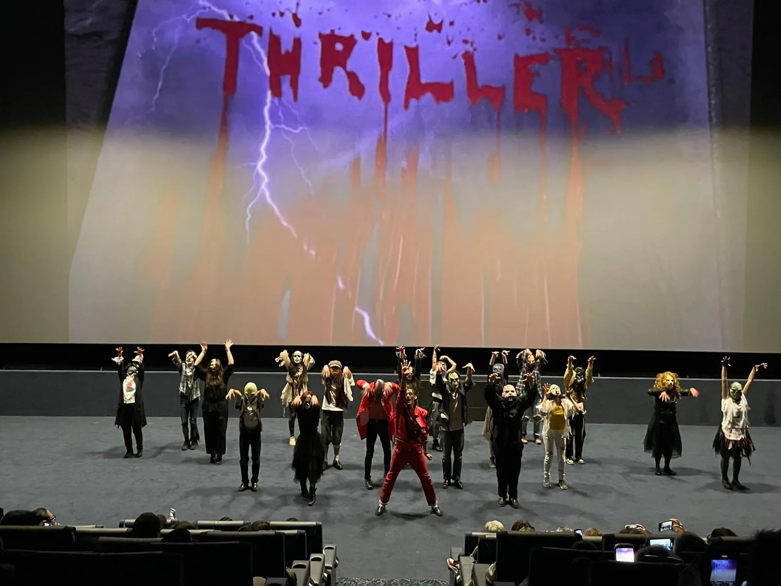 Il flash mob alla Oz per il film su Michael Jackson