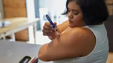 Una persona obesa e diabetica