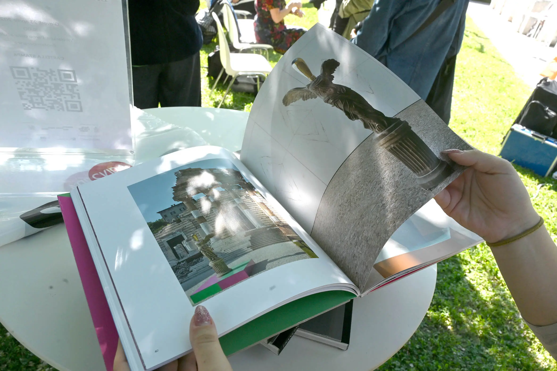 La Nike Metafisica di Vezzoli al Parco delle Sculture