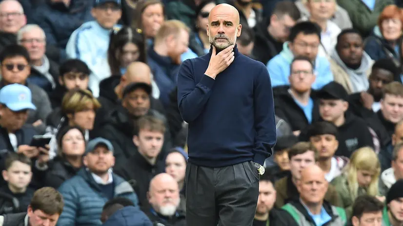 Pep Guardiola durante l'ultima sfida con l'Arsenal - Foto Epa/Peter Powell © www.giornaledibrescia.it