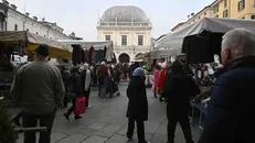 Il mercato in centro - Foto Marco Ortogni/Neg © www.giornaledibrescia.it