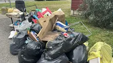 I rifiuti abbandonati - © www.giornaledibrescia.it