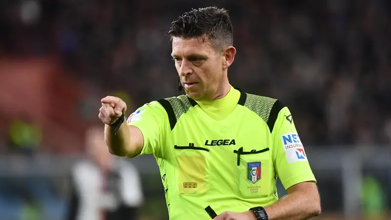 Rocchi, prima di diventare designatore, è stato un importante arbitro in serie A - Foto Epa/Luca Zennaro © www.giornaledibrescia.it