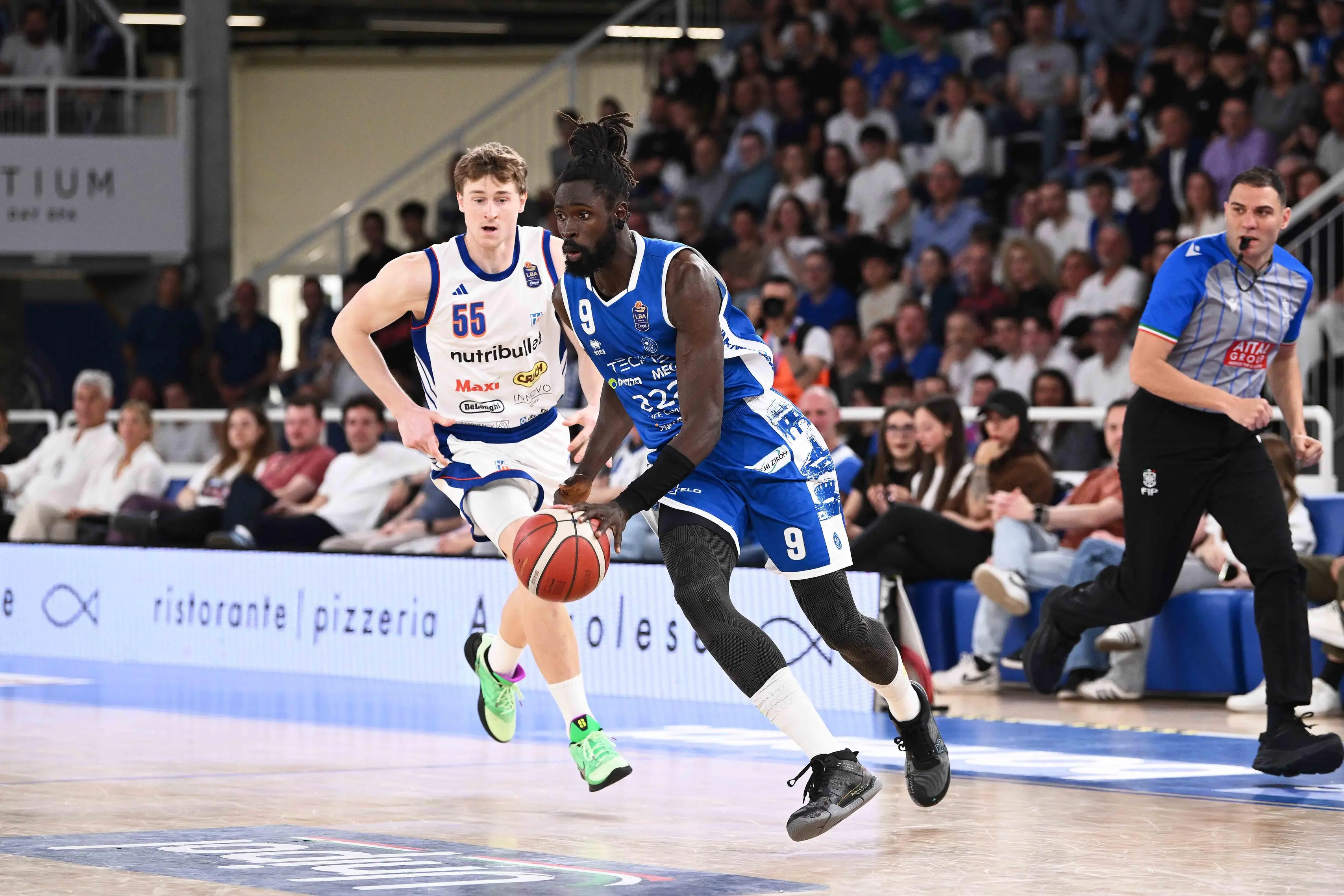Basket, gli scatti di Germani-Treviso