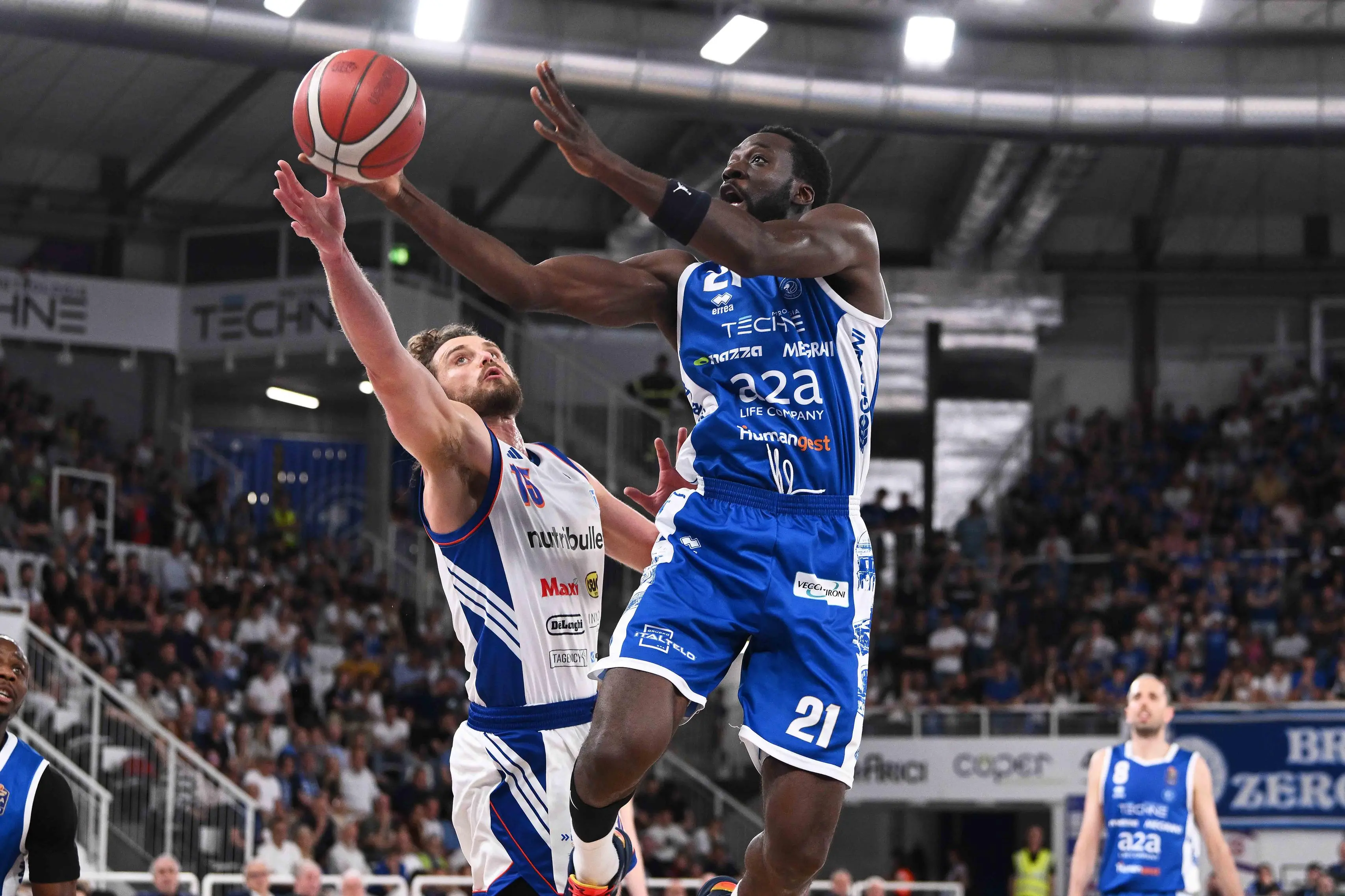 Basket, gli scatti di Germani-Treviso