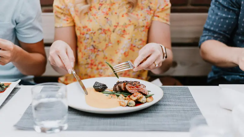 Diventa senso di colpa quando le occasioni sociali ci portano «fuori strada»