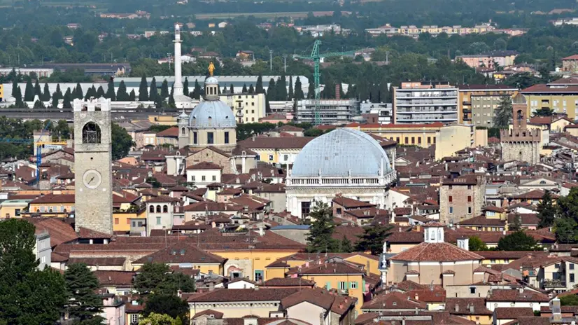 Brescia dall'alto - Foto Neg © www.giornaledibrescia.it