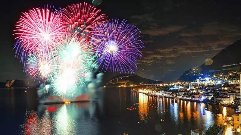 La serata pirotecnica è tra le occasioni più apprezzate