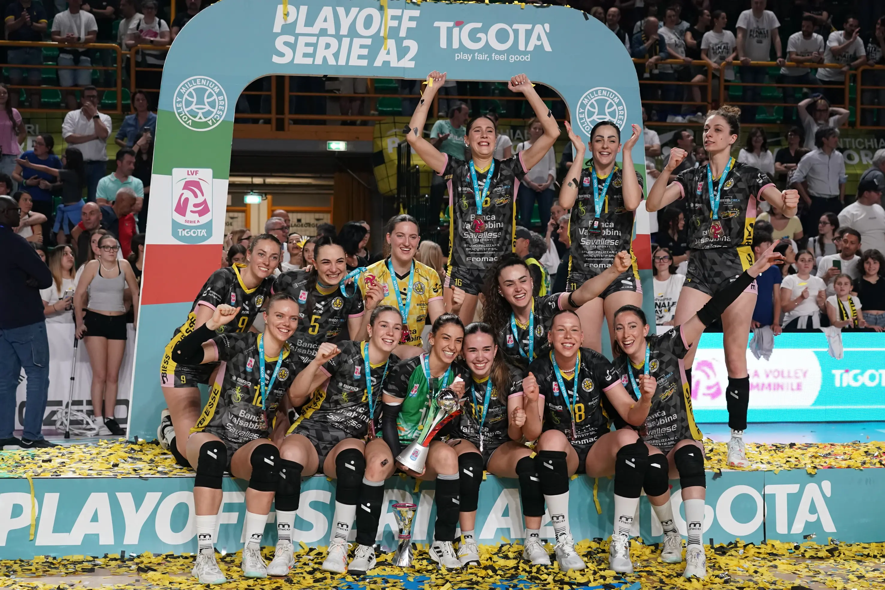 La Valsabbina festeggia la promozione in A1