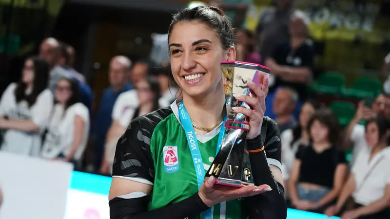 Beatrice Parrocchiale premiata come Mvp - Foto New Reporter Perteghella © www.giornaledibrescia.it