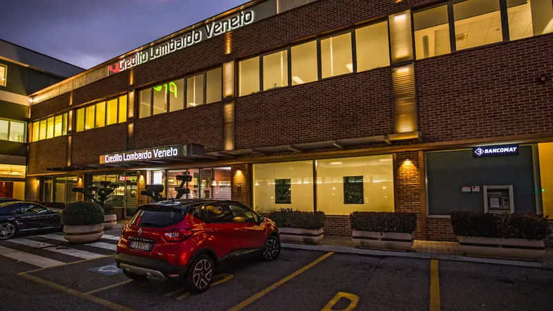 La sede centrale di Credito Lombardo Veneto a Brescia