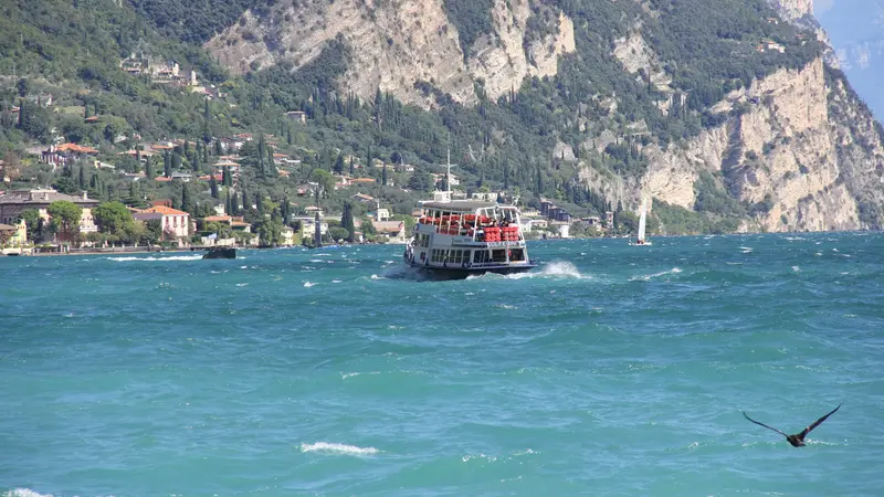 I mezzi della Navigazione Garda in servizio sul lago
