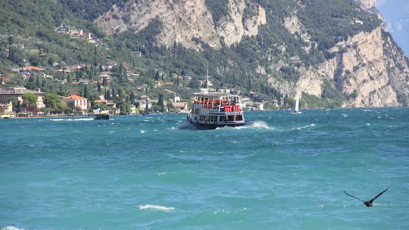I mezzi della Navigazione Garda in servizio sul lago