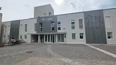 L'ingresso della Rsa di Nave «Villa Fiori» - © www.giornaledibrescia.it