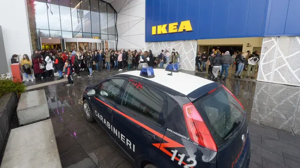 Un intervento dei carabinieri a Elnòs in una foto d'archivio