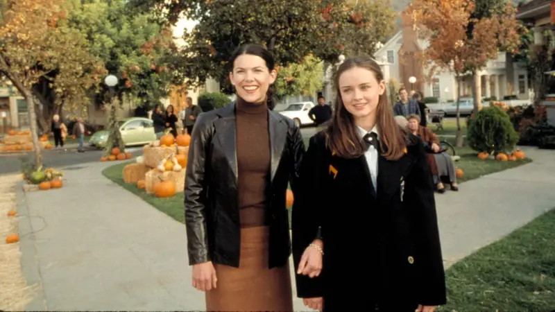 Lauren Graham e Alexis Bledel in Gilmore Girls