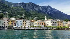 Gargnano vista dal lago
