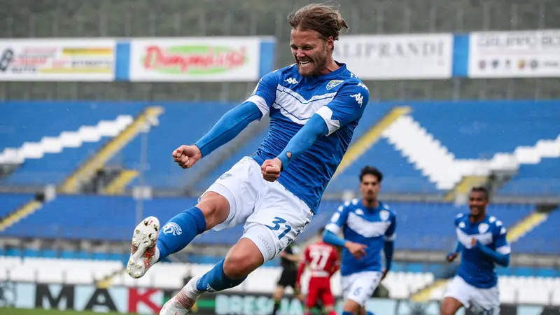 La felicità dopo un gol alla Spal, nel maggio del 2021 - Foto New Reporter © www.giornaledibrescia.it
