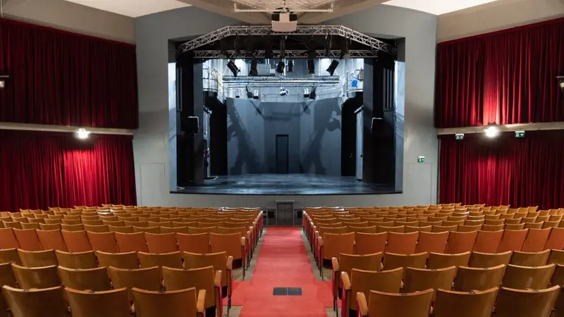 Il teatro Oscar di Milano