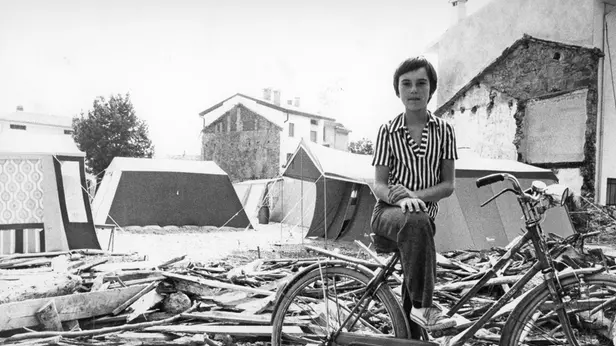 GDB-_FRIULI_FOTO_ANSA-1976_6.jpg