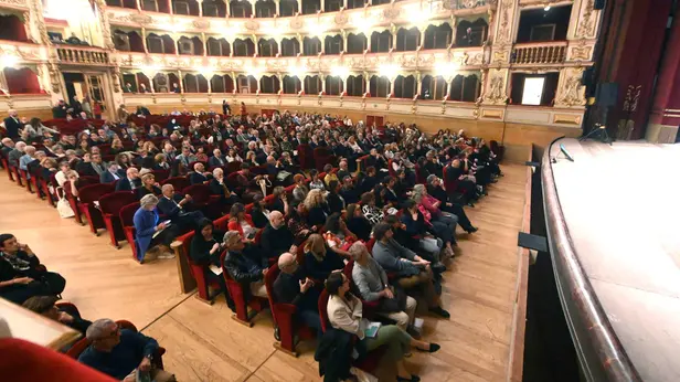 Il Teatro Grande - © www.giornaledibrescia.it