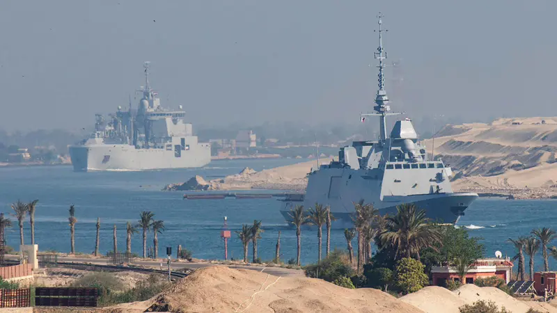 Navi da guerra francesi in viaggio verso Hormuz - Foto Ansa © www.giornaledibrescia.it