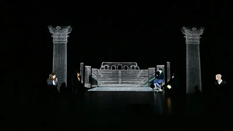 La videoinstallazione dedicata al progetto sul Teatro Romano