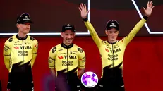 Il saluto del grande favorito Vingegaard - Foto Giro d'Italia