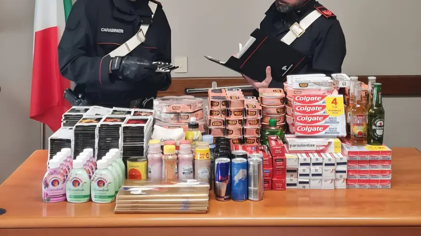 La merce sequestrata dai carabinieri
