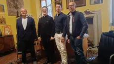L'abate Cesare Cancarini e altri rappresentanti di Radici