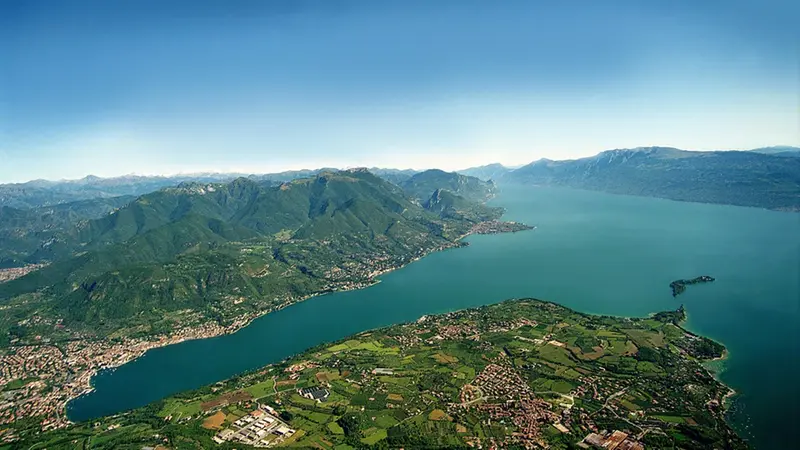 Una veduta del lago di Garda © www.giornaledibrescia.it