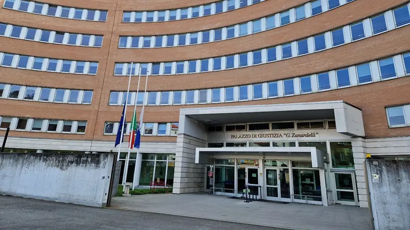 Il Palazzo di Giustizia di Brescia - © www.giornaledibrescia.it