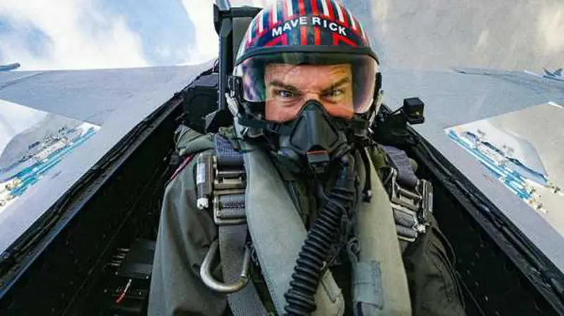 Tom Cruise nel sequel di Top Gun, uscito nel 2022