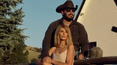 Kelly Reilly e Cole Hauser in «Dutton Ranch»