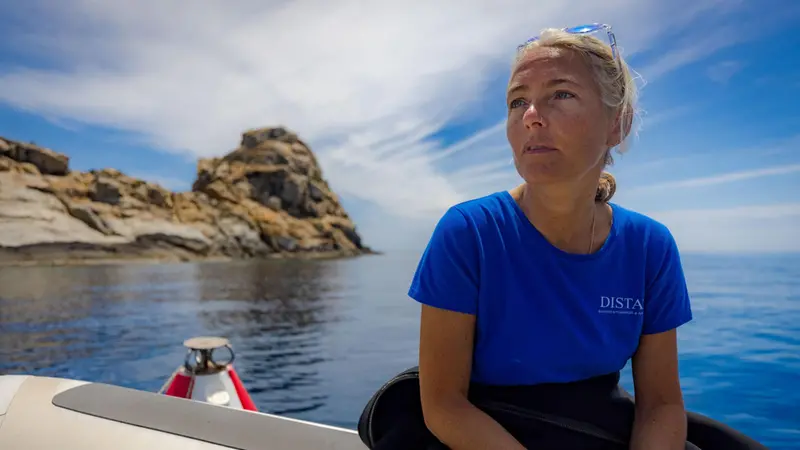 Monica Montefalcone, 52 anni, docente associata di Ecologia all'università di Genova, che ha perso la vita in immersione alle Maldive, in una foto delle sue collaborazioni con Greenpeace, 15 maggio 2026 ANS A/ ufficio stampa Greenpeace Italia ++FOTO DIFFUSA DALL'UFFICIO STAMPA - USARE SOLO PER ILLUSTRARE OGGI LA NOTIZIA INDICATA NEL TITOLO - NON ARCHIVIARE – FOTO NON IN VENDITA - DA USARE SOLO PER FINI GIORNALISTICI - NPK+++