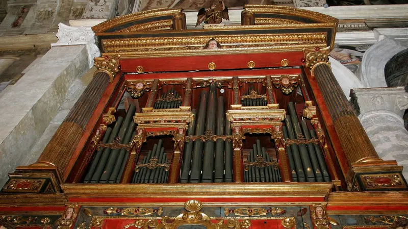 L’organo Meiarini Antegnati della chiesa del Carmine - © www.giornaledibrescia.it