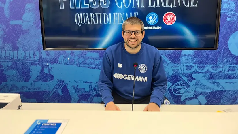 Coach Cotelli in conferenza stampa