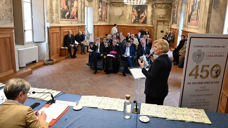 La conferenza stampa in Loggia