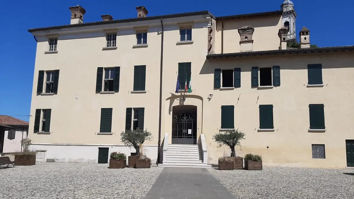 Una veduta del Municipio di Capriano del Colle