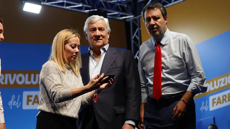 Giorgia Meloni, Antonio Tajani, Matteo Salvini - Foto Ansa © www.giornaledibrescia.it
