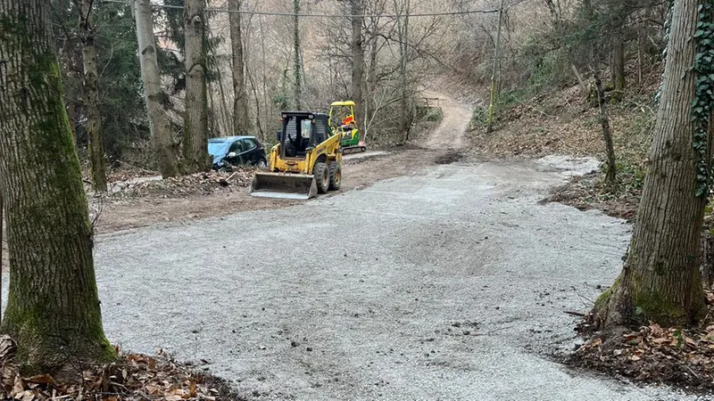 La strada sarà percorribile da qualsiasi mezzo, l'accesso sarà regolato da un semaforo - © www.giornaledibrescia.it